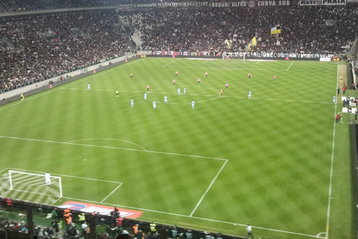 Inside Juventus Stadium (2)