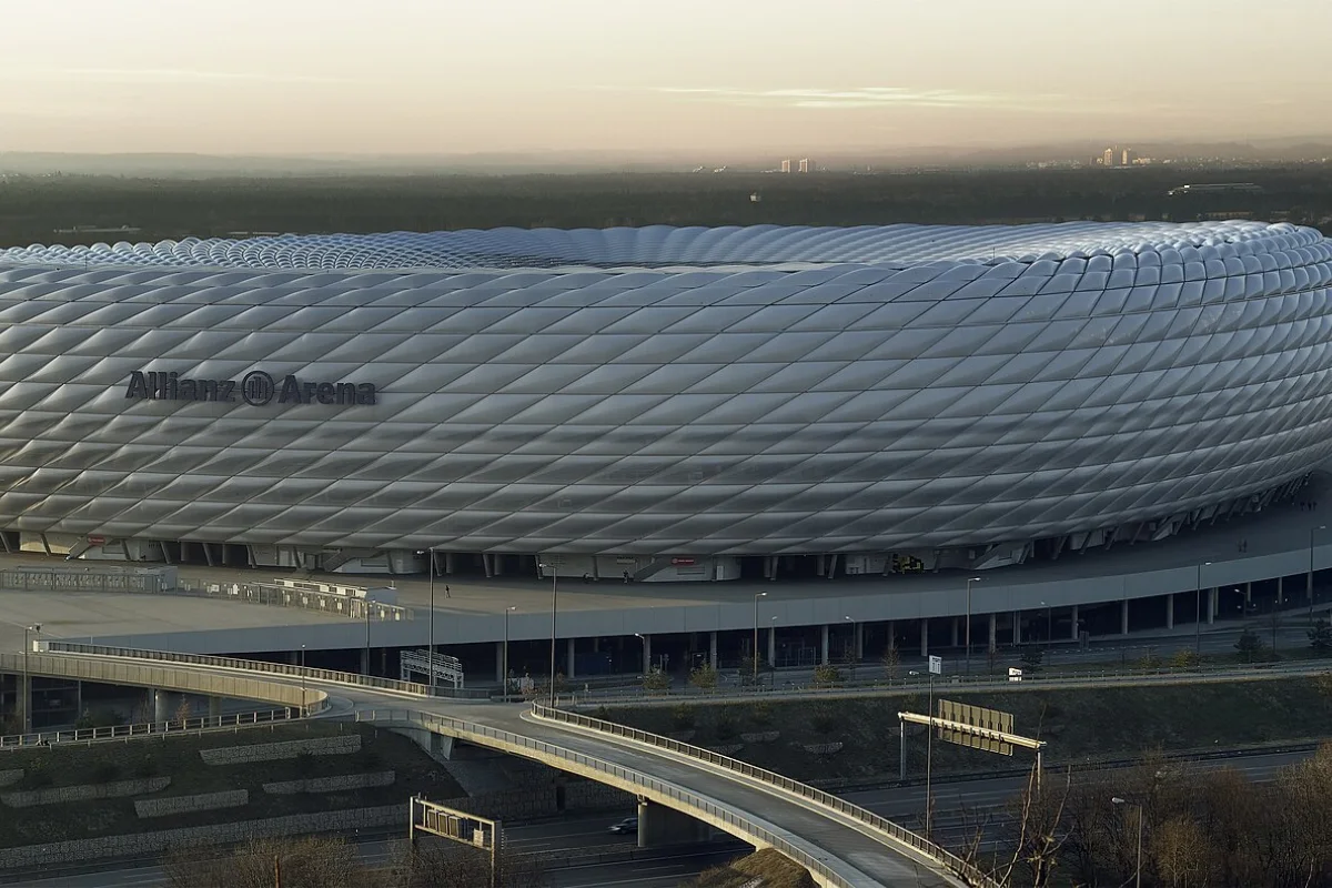 Allianz arena daylight Richard Bartz